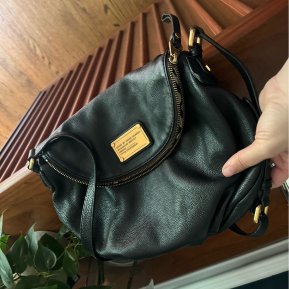 Black leather Marc Jacobs medium size hobo bag